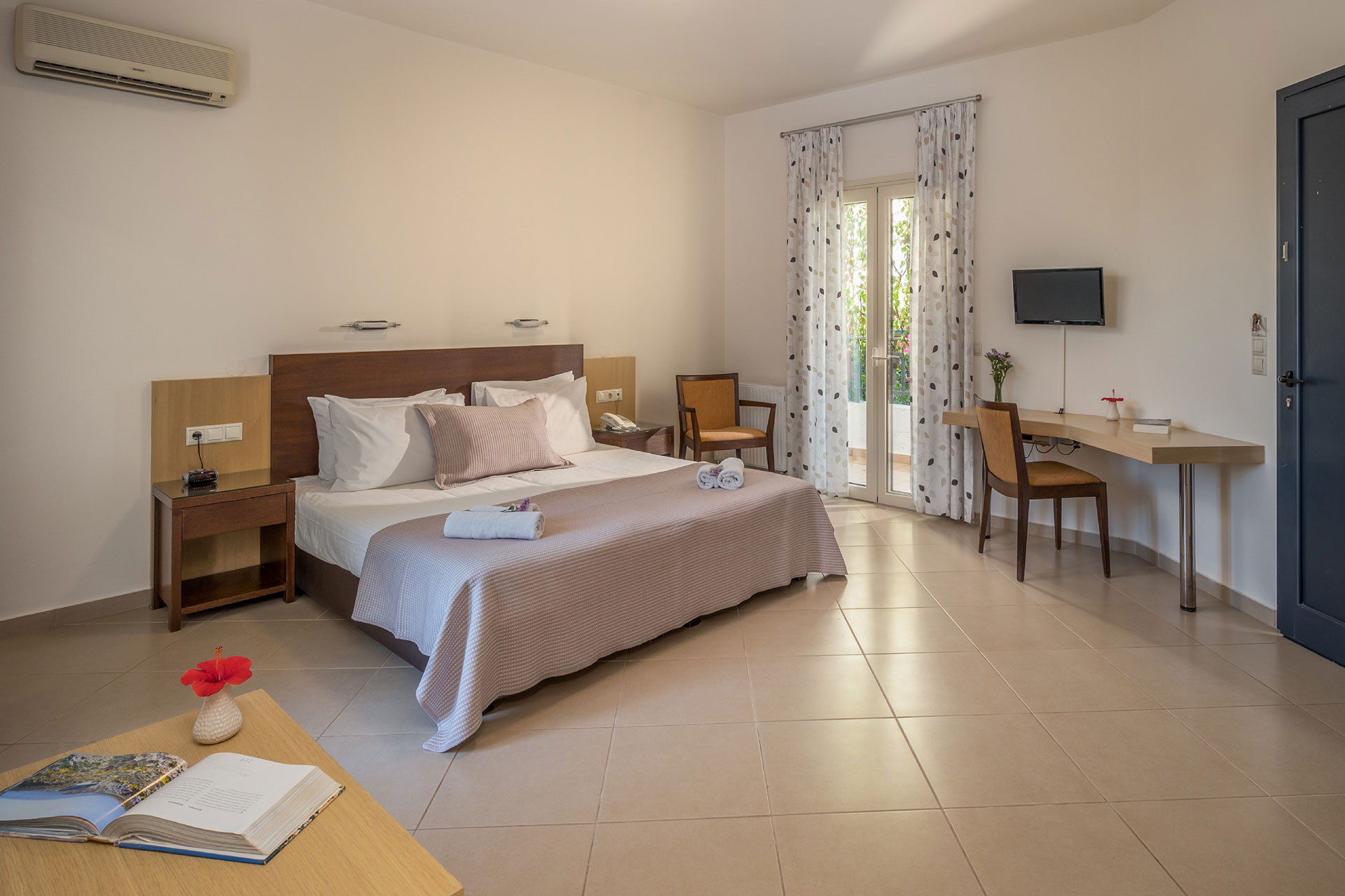 Your Memories Hotel & Apartments