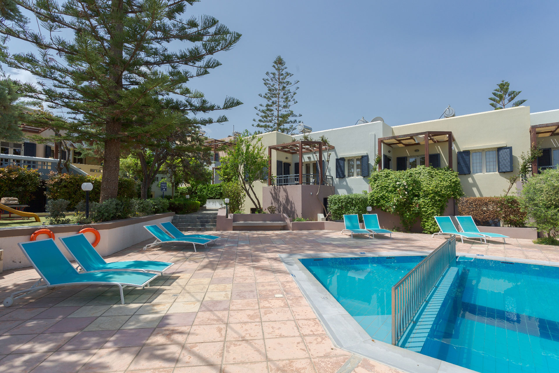 Your Memories Hotel & Apartments