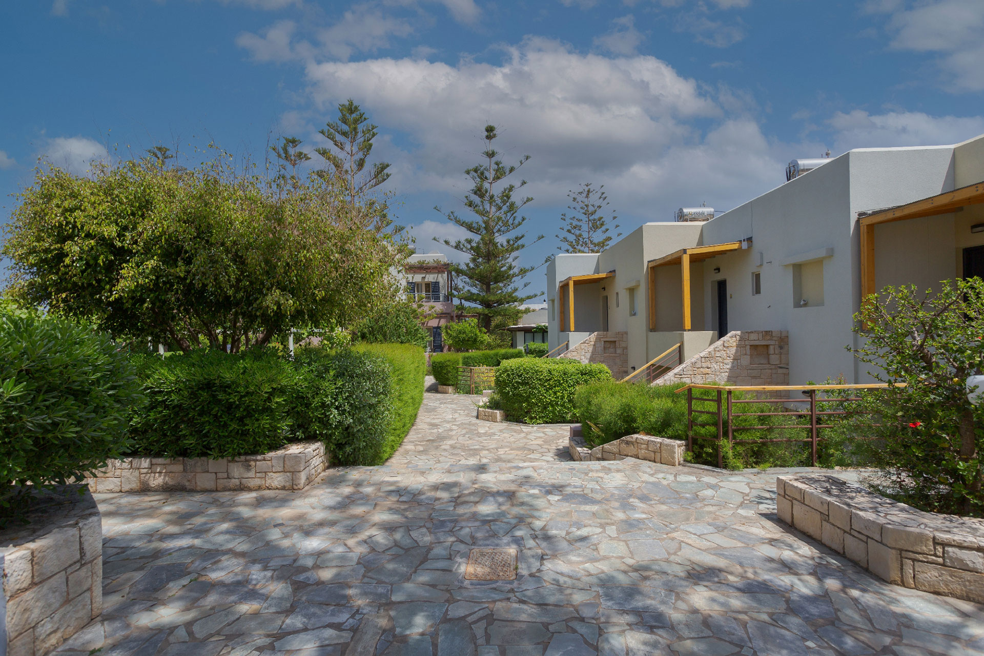 Your Memories Hotel & Apartments