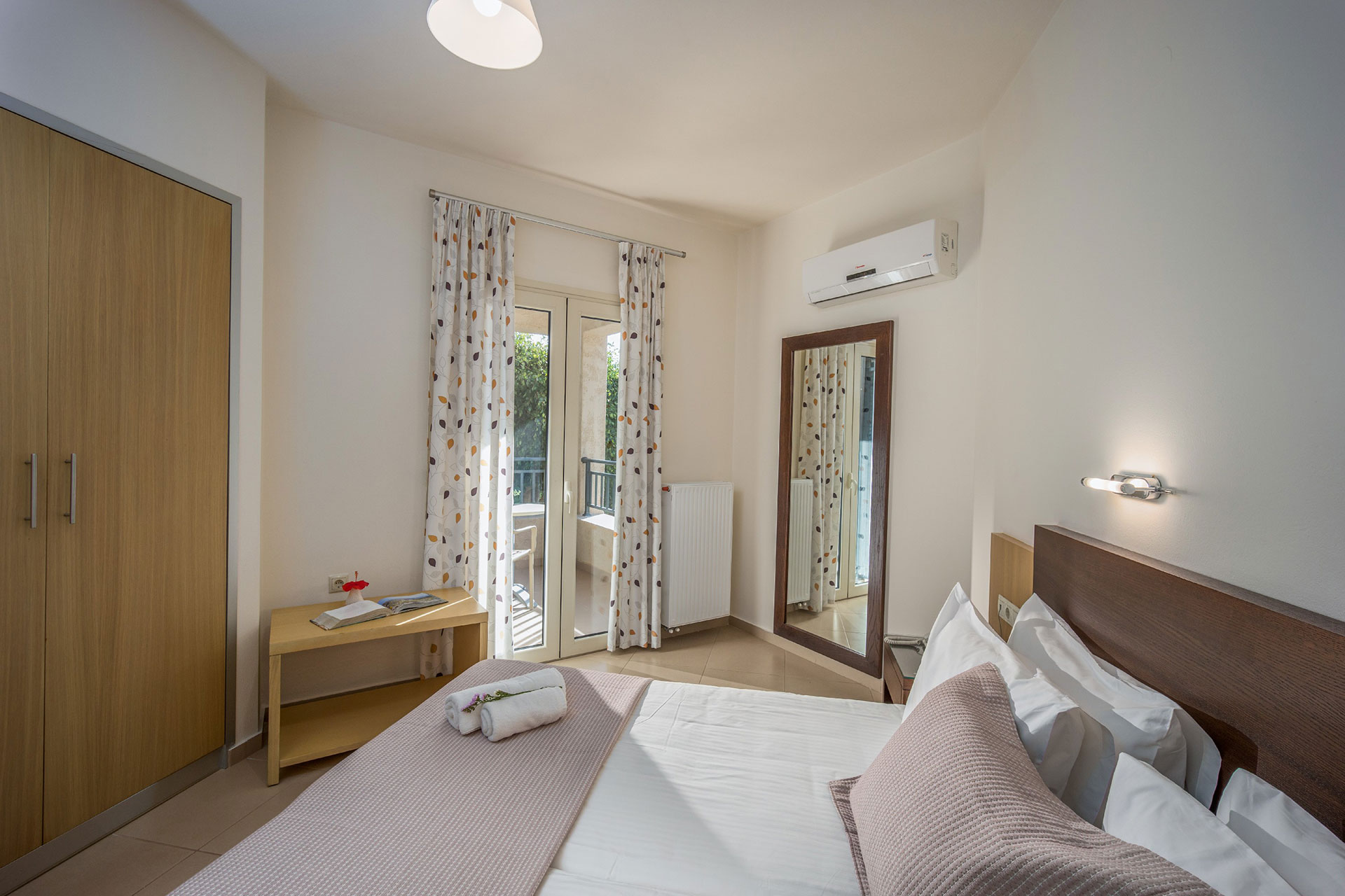 STANDARD QUAD APARTMENT