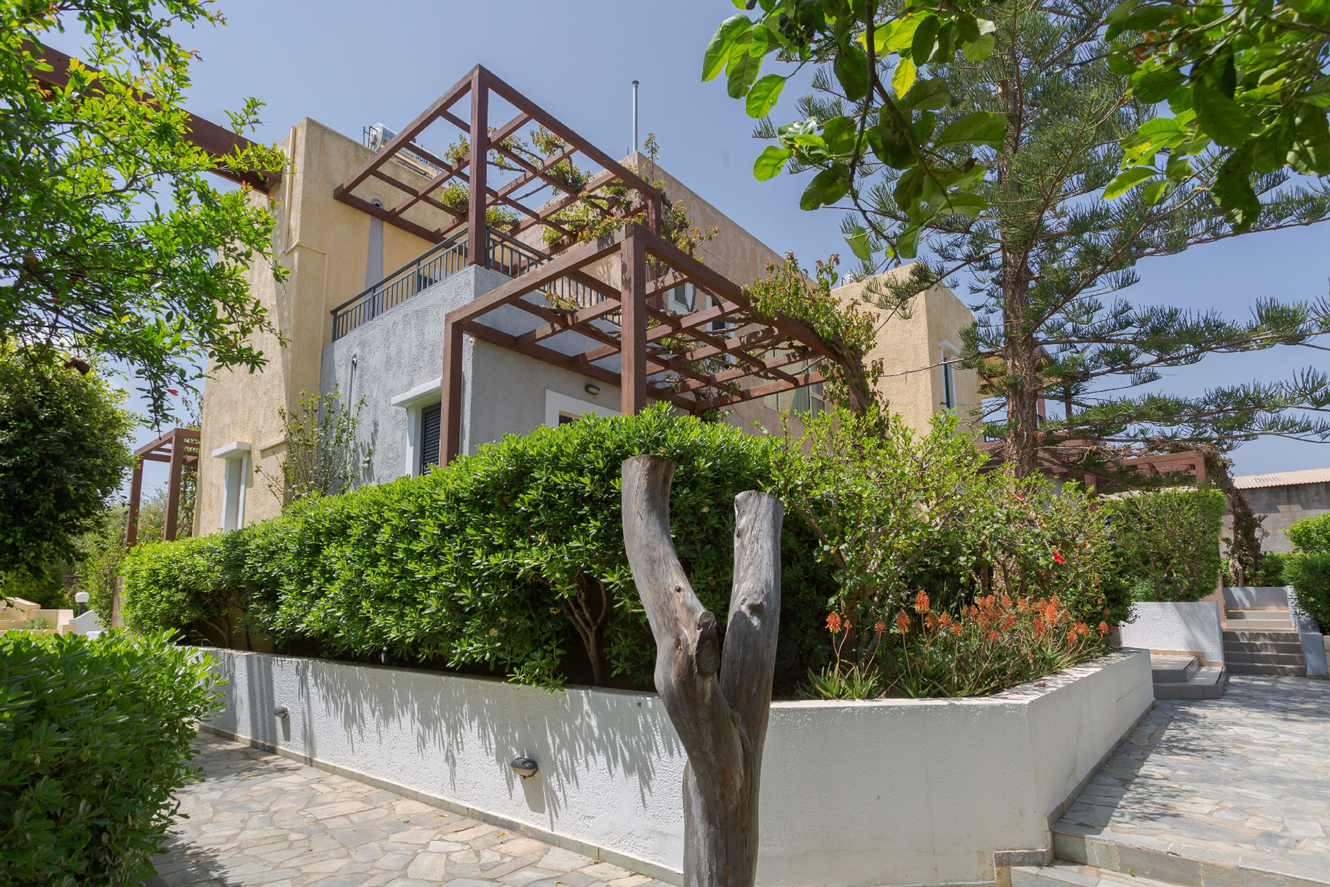 Your Memories Hotel & Apartments