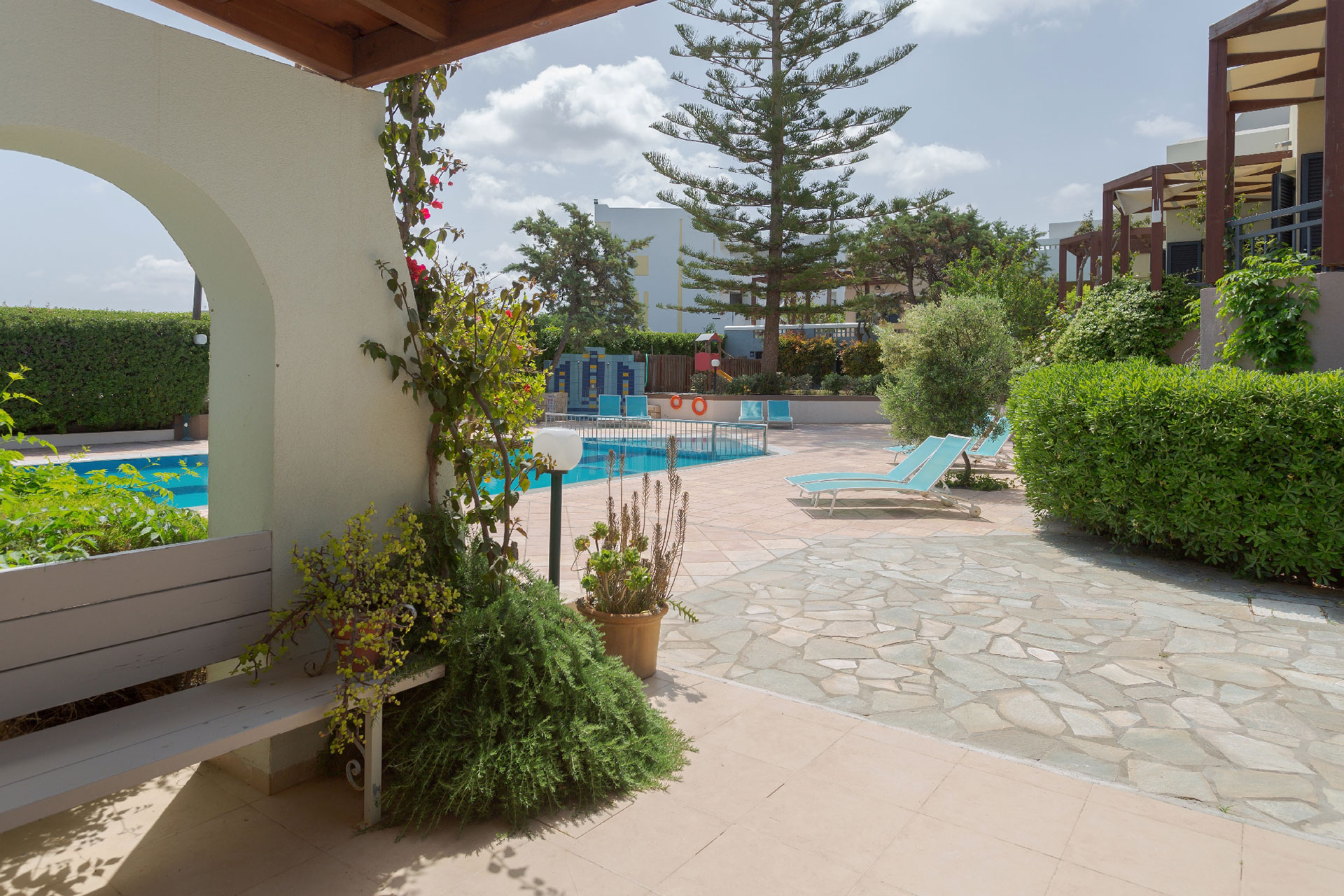 Your Memories Hotel & Apartments