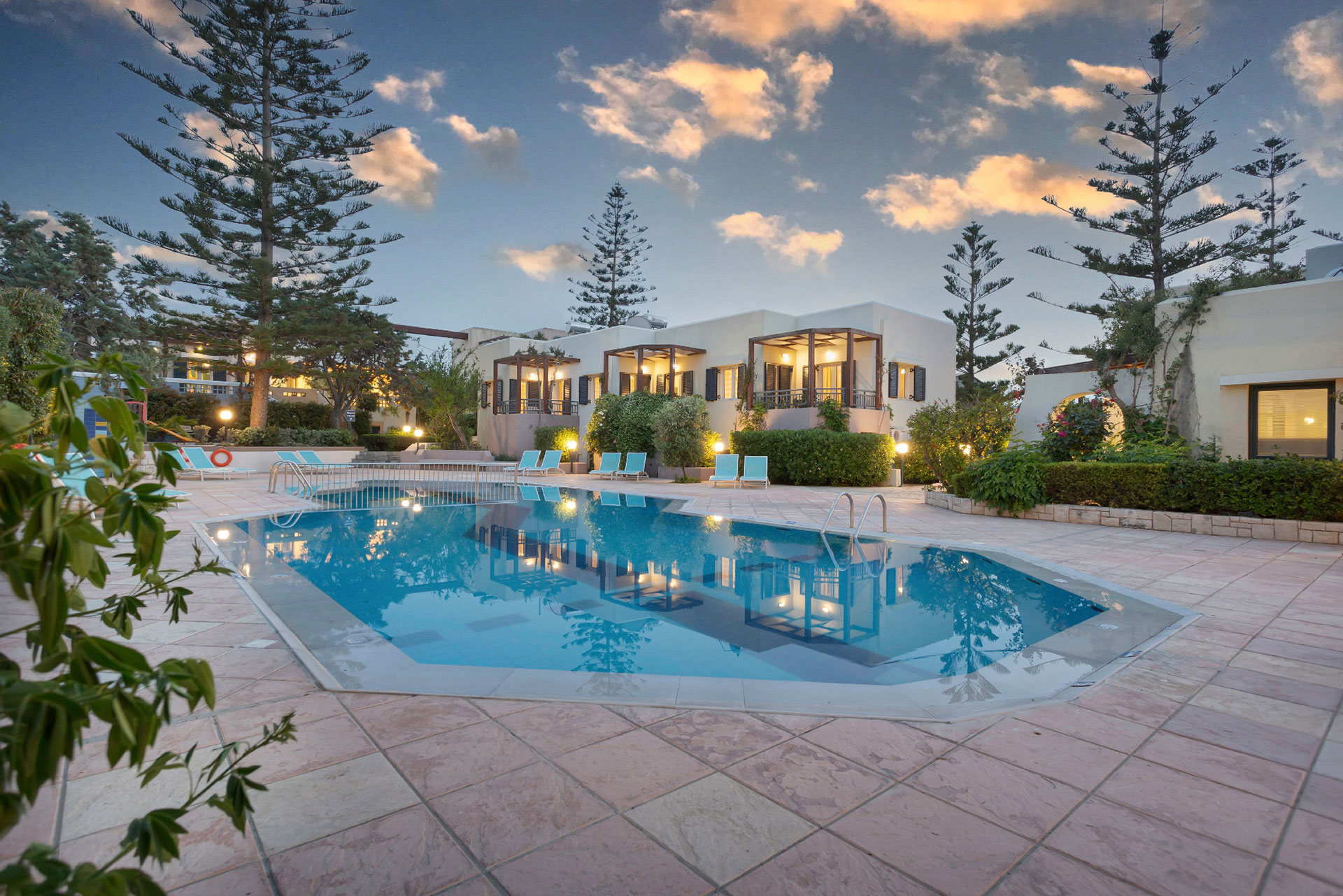 Your Memories Hotel & Apartments