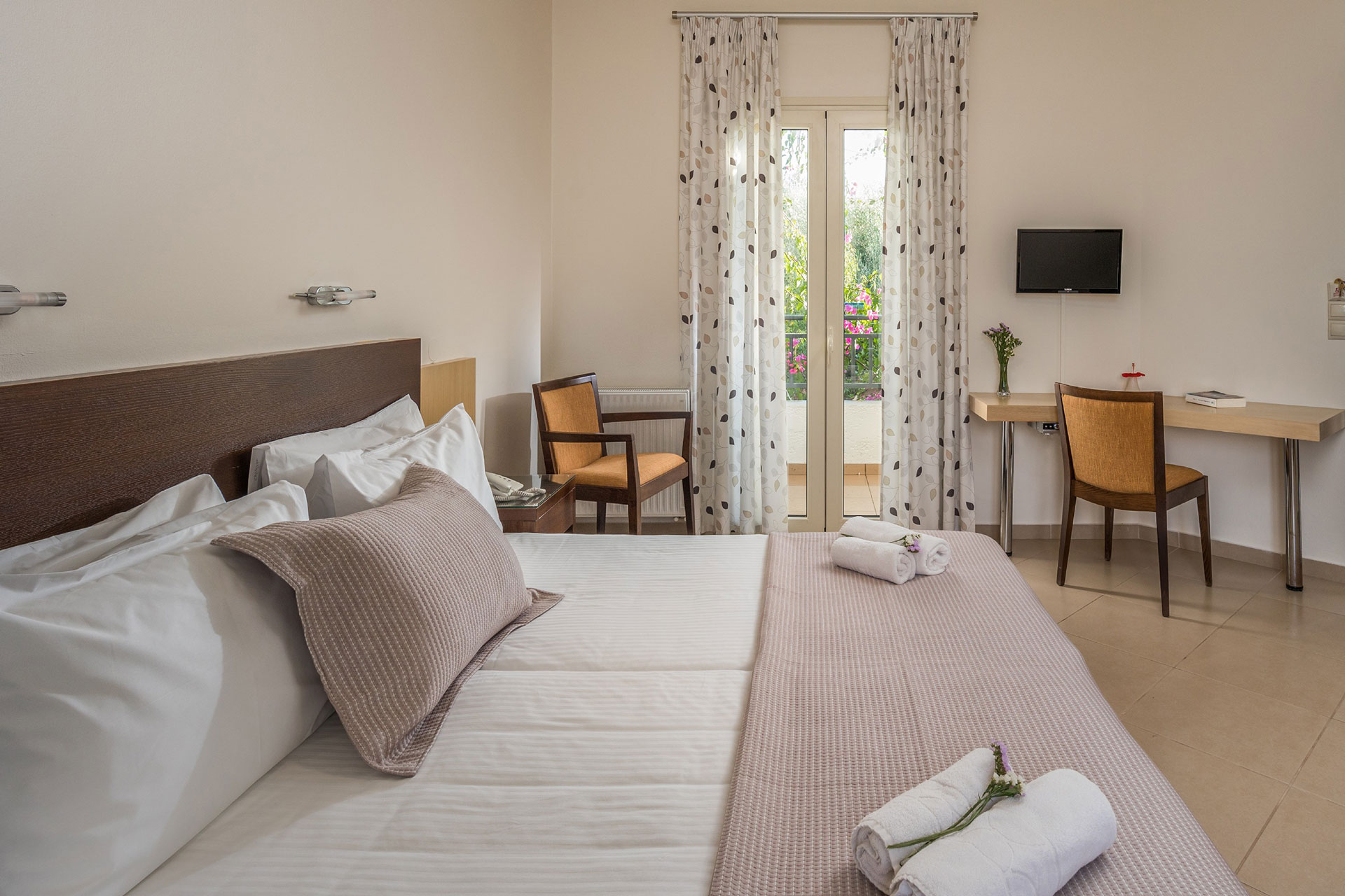 Your Memories Hotel & Apartments